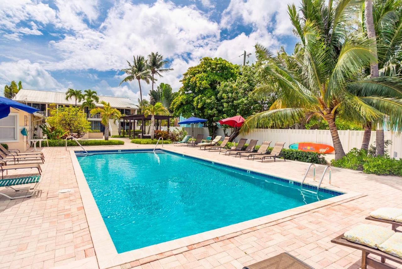 Beach Living At Island Pine Villas Blse George Town Eksteriør bilde