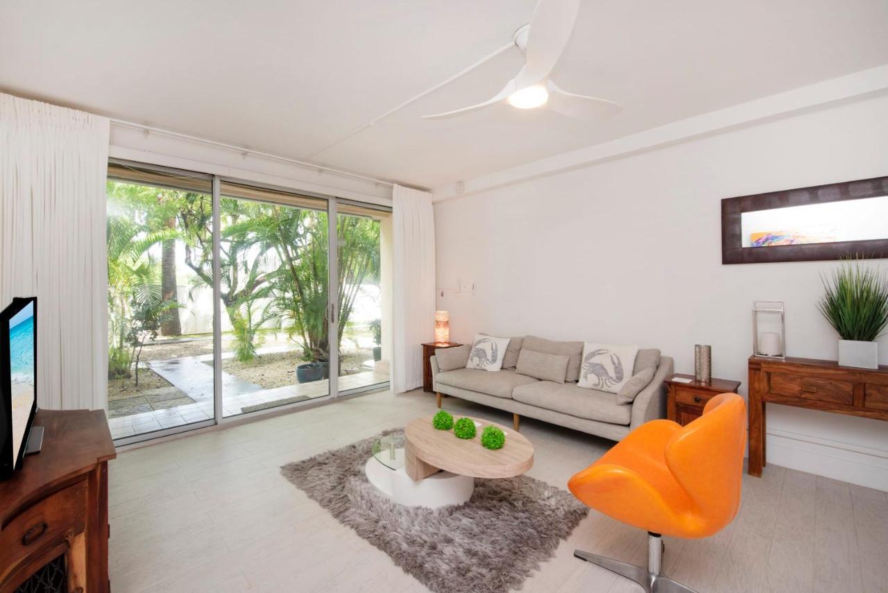 Beach Living At Island Pine Villas Blse George Town Eksteriør bilde