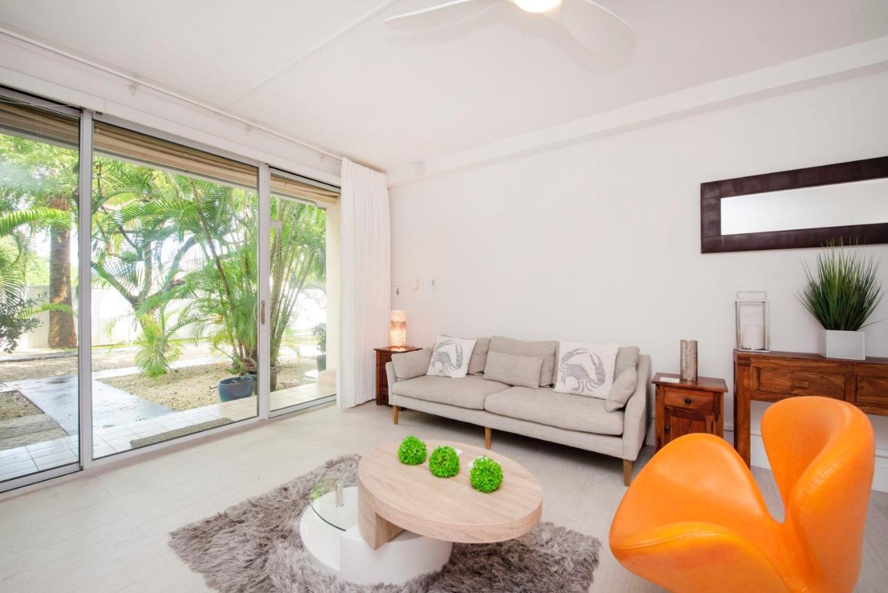 Beach Living At Island Pine Villas Blse George Town Eksteriør bilde